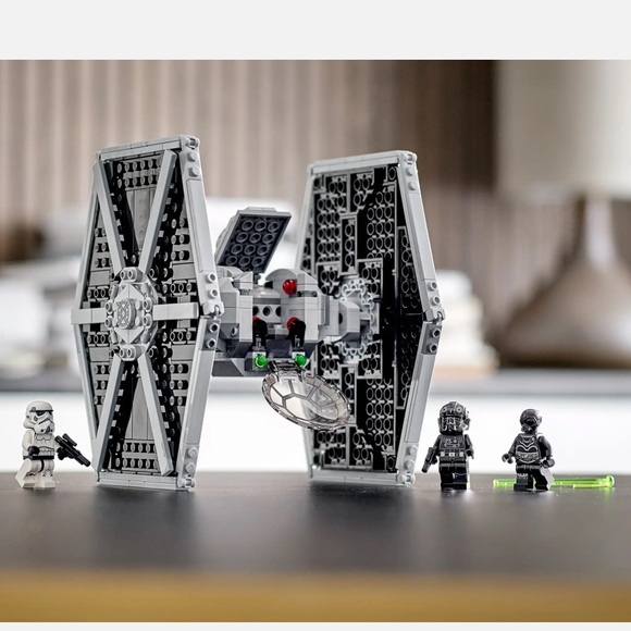Lego 75300 Imperial TIE Fighter - Picture 2 of 12